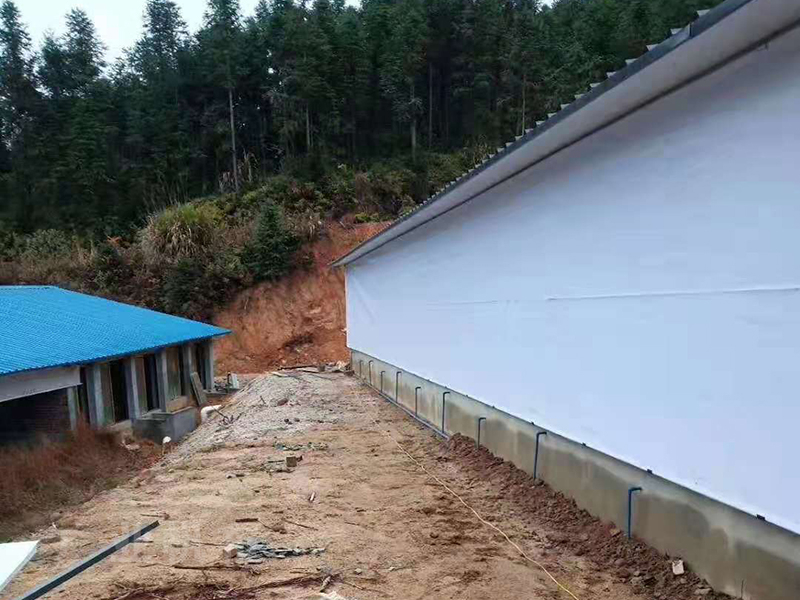 豬場卷簾布